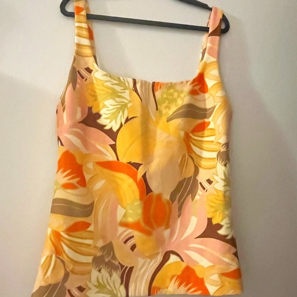 Zara Pants - Zara Yellow & Orange Paisley 70s-style Top & Shorts Sz XS w/matching scrunchie